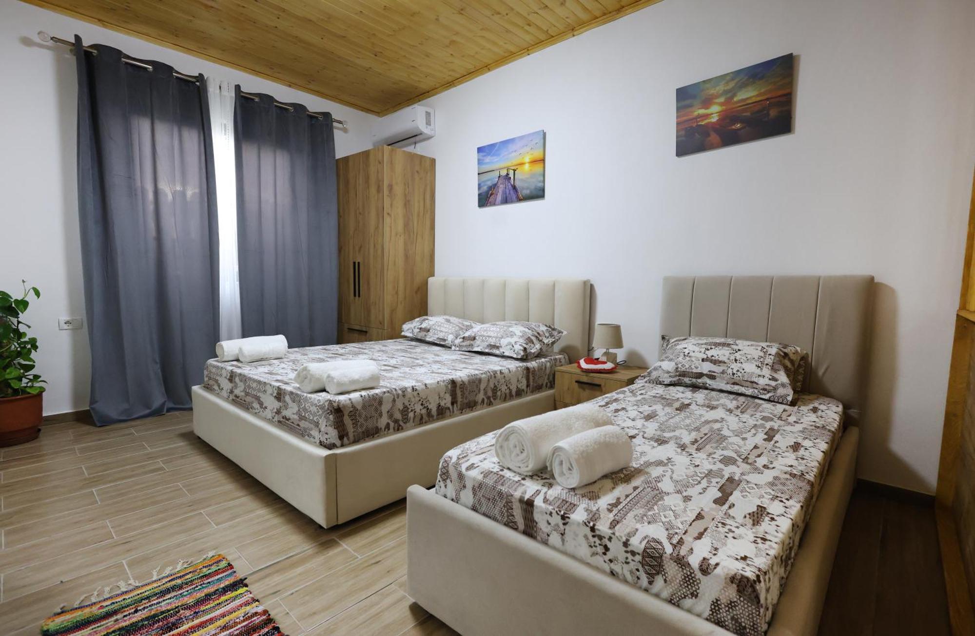 Olive Oasis Studio Berat Esterno foto