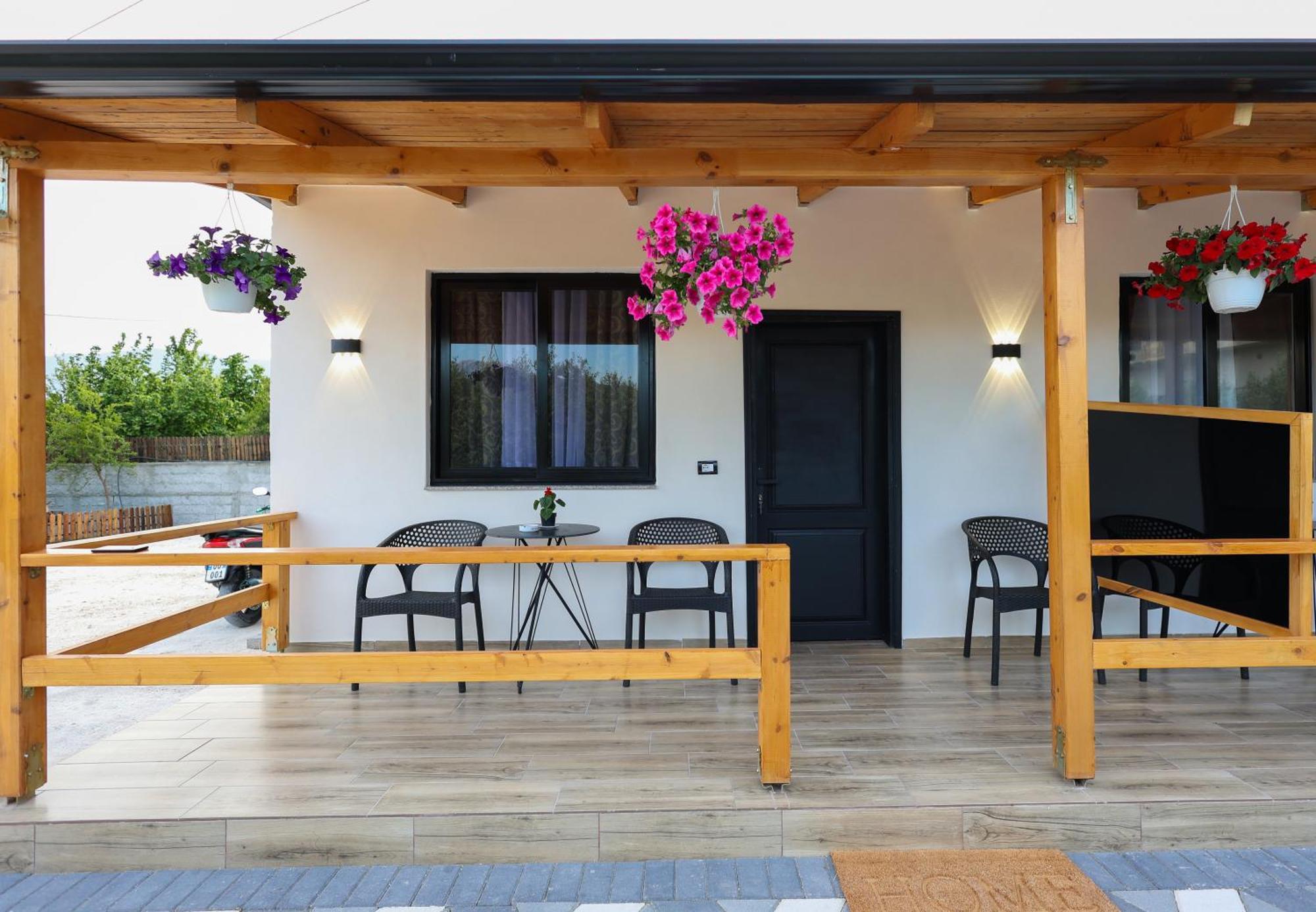 Olive Oasis Studio Berat Esterno foto